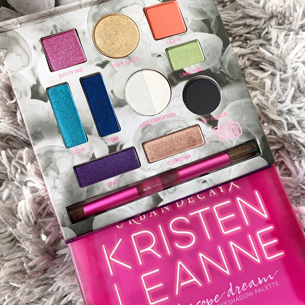 Gorgeous Urban decay Make up platters